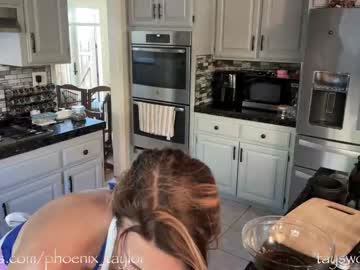 girl
        phoenix_taylor cam image #1937965