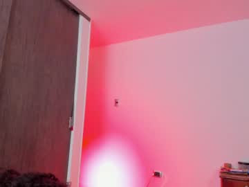 girl
        naomigarcia cam image #6708400