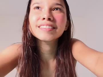 girl
        marce_algara cam image #6049730