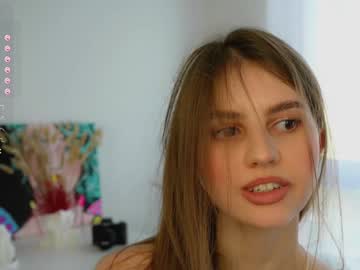 girl
        fluffy_angel cam image #4685032