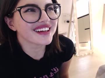 girl
        playnofuckinggames cam image #1154235