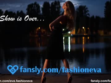 girl
        eva_fashionista cam image #4316538