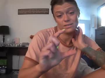 girl
        princesslily69 cam image #3513492