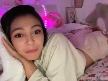 girl
        keirasworld cam image #6909134