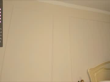 girl
        nao_mi_ cam image #2262407