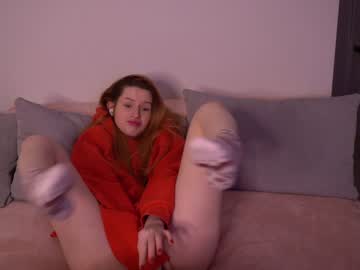 girl
        toxl cam image #2941242