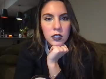 girl
        yrrossedunonxo cam image #2655004
