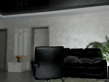 girl
        ingridblondy94 cam image #6559914
