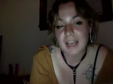 girl
        kissingrivers cam image #4258667