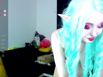 girl
        _sparkland_ cam image #4659225