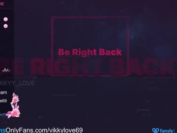 girl
        vikkyy_love cam image #4784124