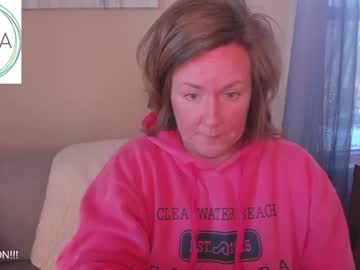 girl
        flirty_milf cam image #922388