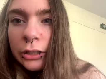girl
        emostonerkitty cam image #5520757