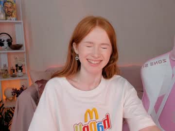 girl
        madeline_jackson cam image #2111891