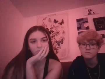 couple
        dommymommy17 cam image #1357582