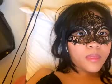 girl
        vix3nlady cam image #3094019