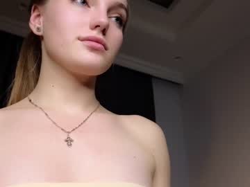 girl
        i_lovecandies cam image #3343646