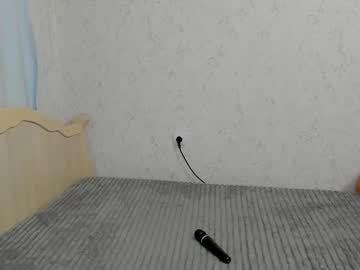 girl
        nika_tailor cam image #6670439