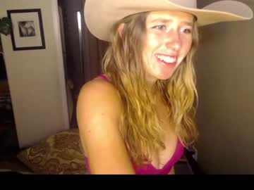 girl
        lucy_gooosey cam image #565817
