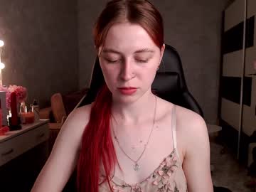 girl
        tiffany__burn cam image #1810892