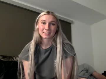 girl
        petiteblondie13 cam image #4315752