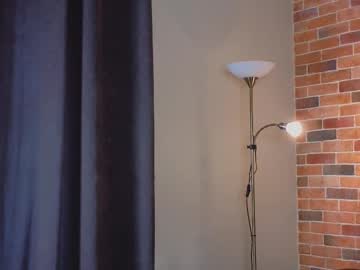 girl
        jasmindoroti cam image #7011783