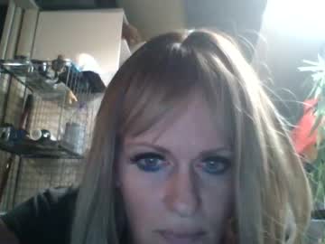 girl
        bigbootaybrittney cam image #4168370