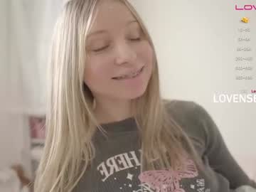 girl
        pureangeldolores cam image #3290844