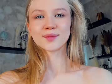 girl
        one_1ove cam image #6534176