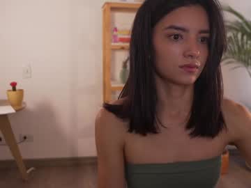 girl
        urcutelinda cam image #4413203