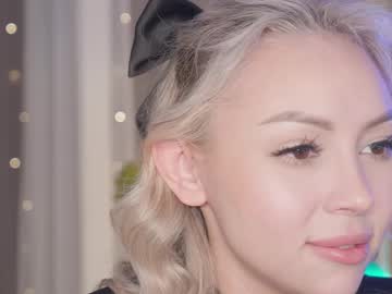 girl
        viaangel_ cam image #5607784