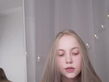 girl
        appr0ved cam image #6533409