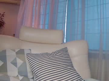 couple
        williamandmia cam image #950694