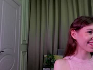 girl
        tiffanyshy__ cam image #1723656