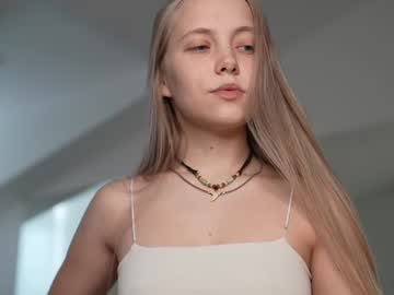 girl
        appr0ved cam image #6142857