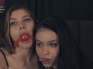 couple
        vivid_girls cam image #4404290