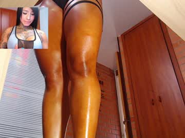 girl
        salome_sw cam image #5219092