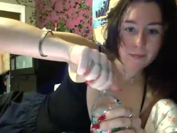 girl
        jerseydevl cam image #2892943