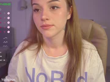 girl
        mia_milagros cam image #1744843