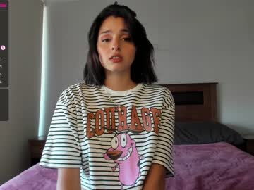 girl
        yourfreakygirl cam image #1038620