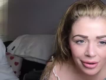 couple
        heidirhaine cam image #3439974