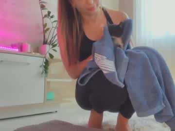 girl
        meryfoxxx cam image #4503977