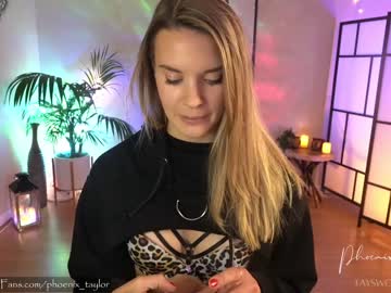 girl
        phoenix_taylor cam image #3481129