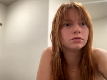 girl Nude Cam Girls Playing Games with skyeevanz