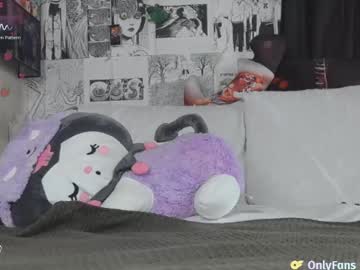 girl
        yogendub cam image #6226634