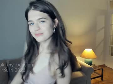 girl
        look_my_passion cam image #2885750