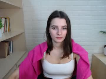 girl Nude Cam Girls Playing Games with olivia_vi