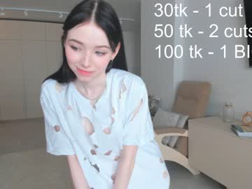 girl
        oki_dokie cam image #1604119