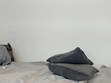 girl
        aria_diaz cam image #2919517