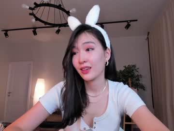girl
        natsumiito cam image #2984525